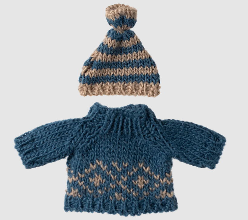 17-4307-00 MAGLIONE E CAPPELLO INVERNALE